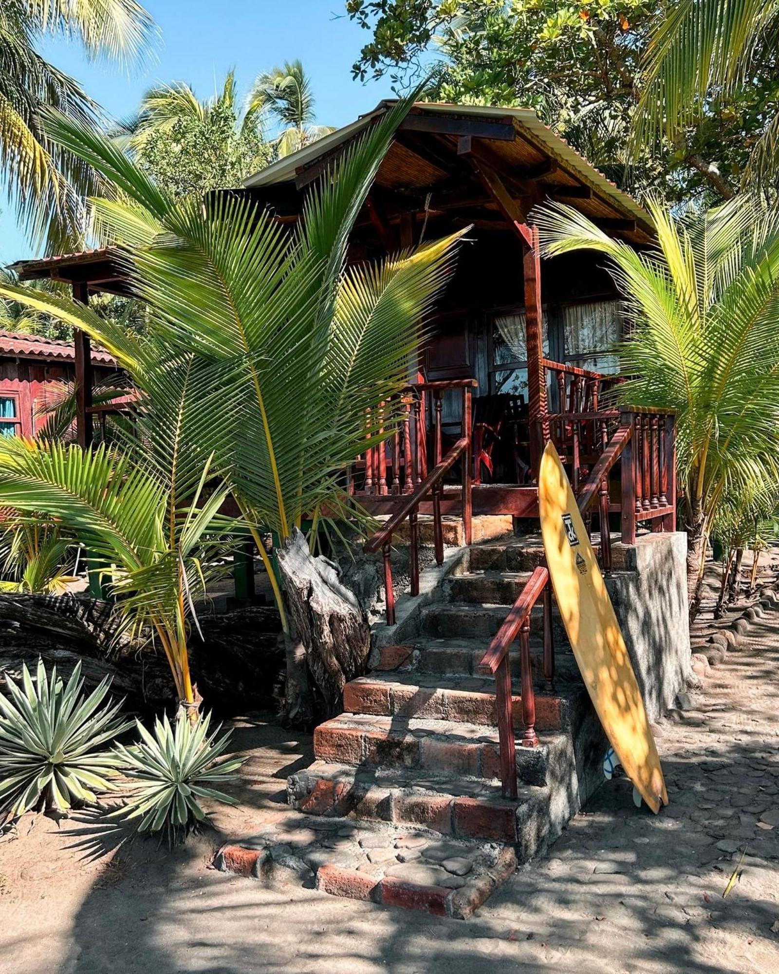Redwood Beach Resort Mechapa Esterno foto